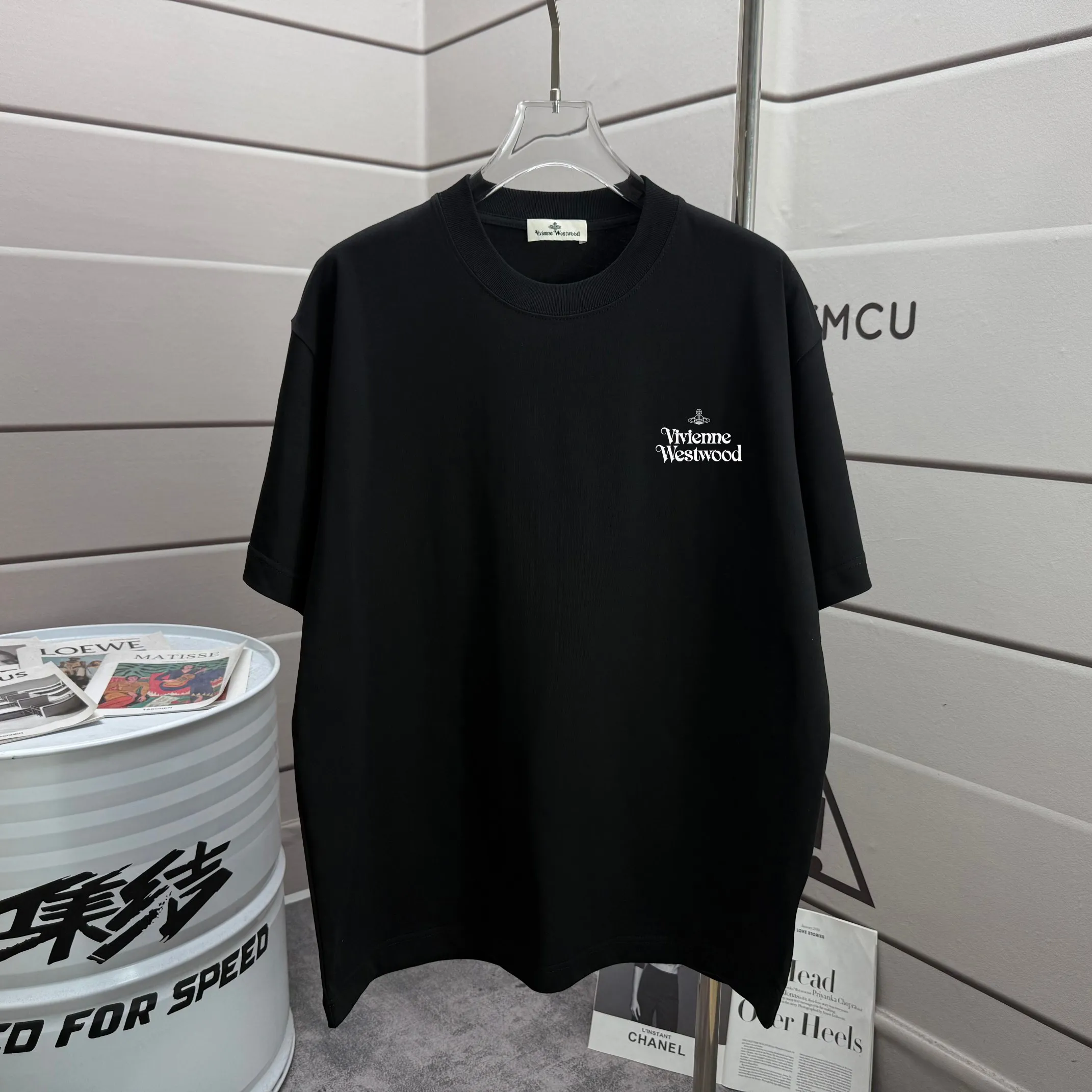 # 85 Vivienne Westwood* *2026 New Arrival T Same Style ：Black White Purple Green Size： S （90-130 ） M （120-150 ） L （140-165 ） XL （160-180 ） XXL （180 ）